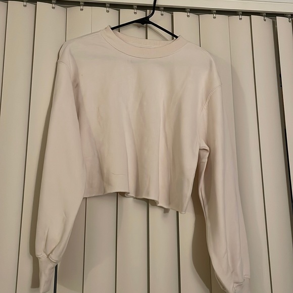 Brand new crop top sweater - Picture 1 of 1